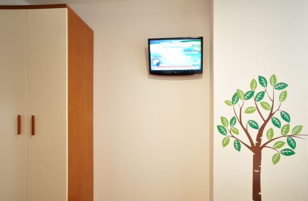 Hotel Mezzaluna Single Room 4