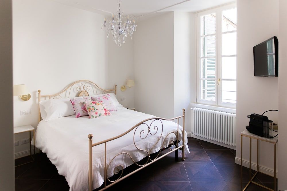 Alessia's Place Superior Double Room, 1 King Bed