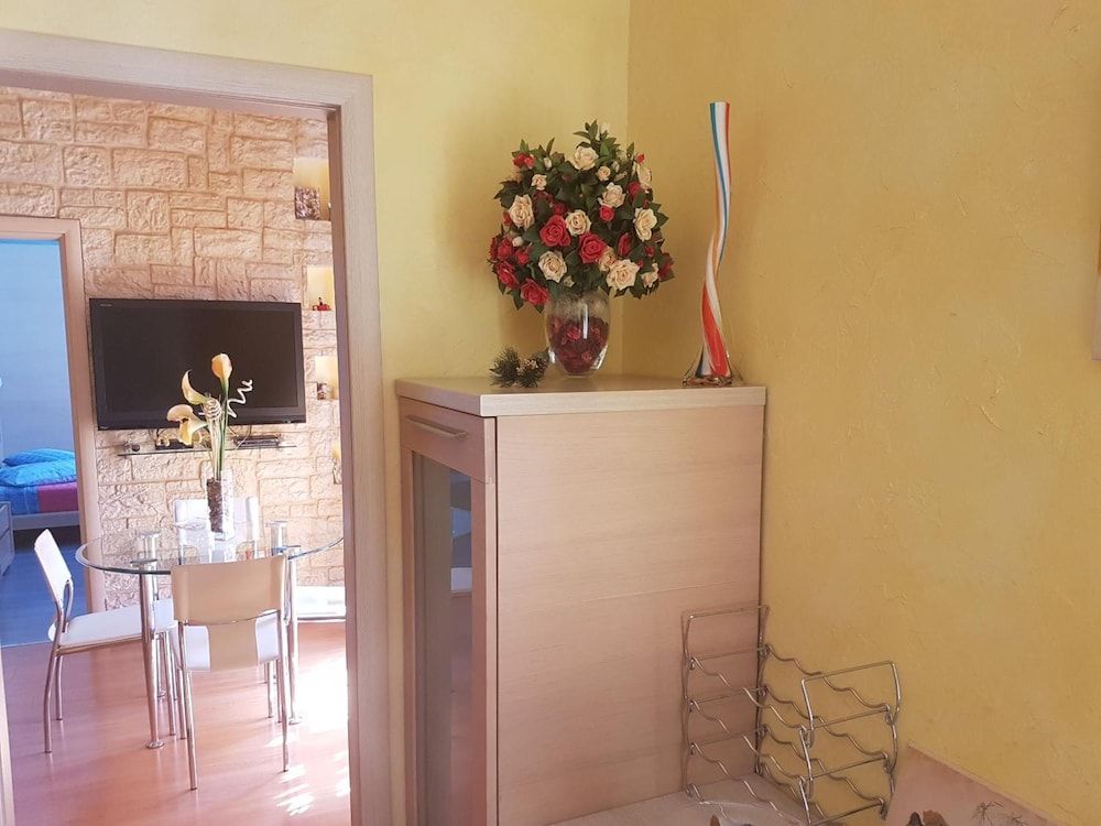 undefined Thousand Colors 6