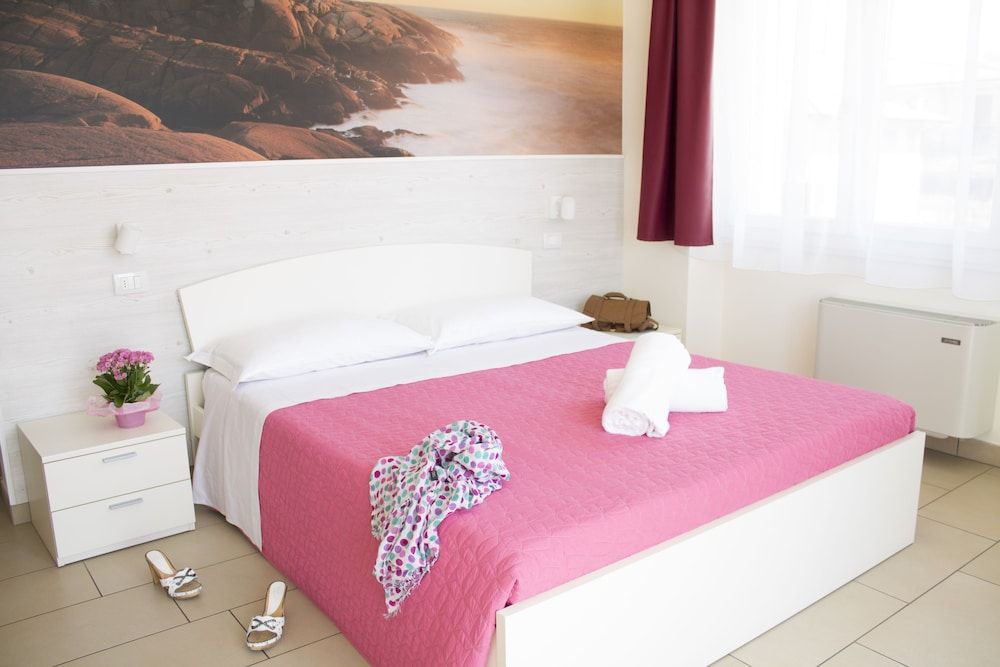 The Lighthouse Rooms Double Room, Balcony 2