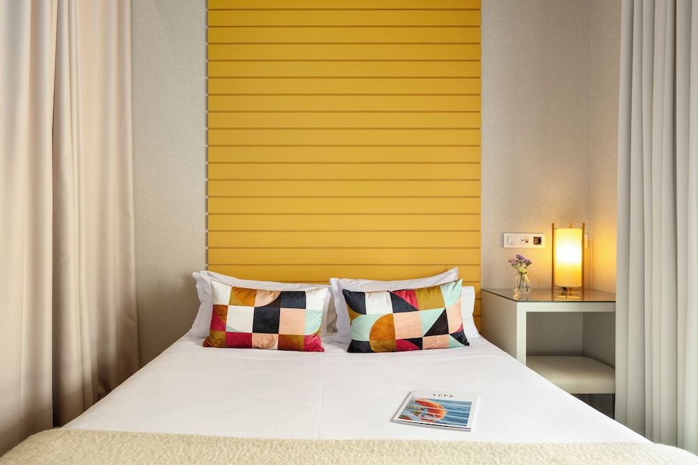 undefined Hotel Miro 10