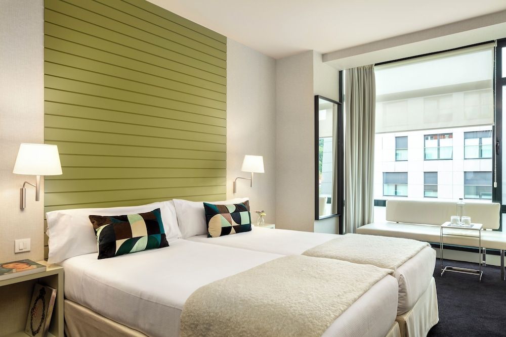undefined Hotel Miro 4