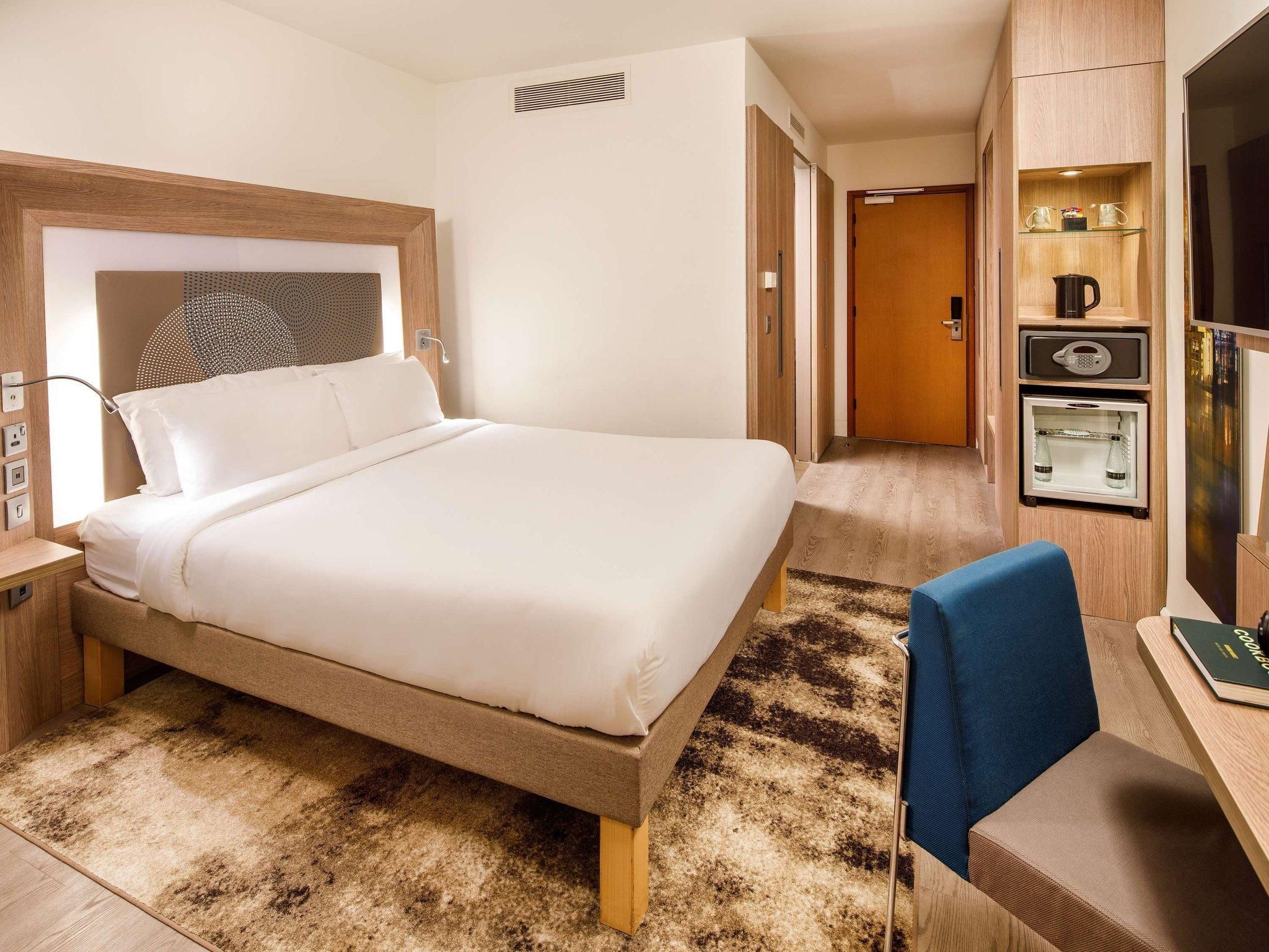 undefined Novotel London Bridge 8