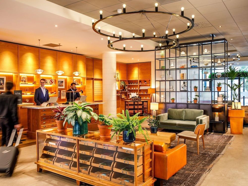 undefined Novotel London Bridge