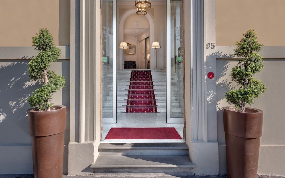 undefined Hotel La Fortezza 3
