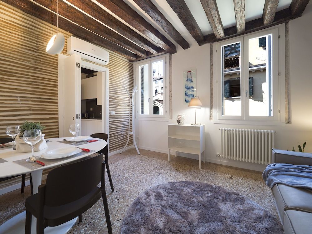 Majestic Rialto House Apartment, 2 Bedrooms 12