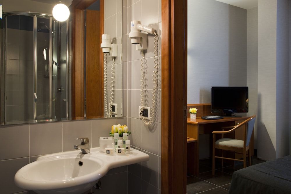 undefined Hotel Zone 9