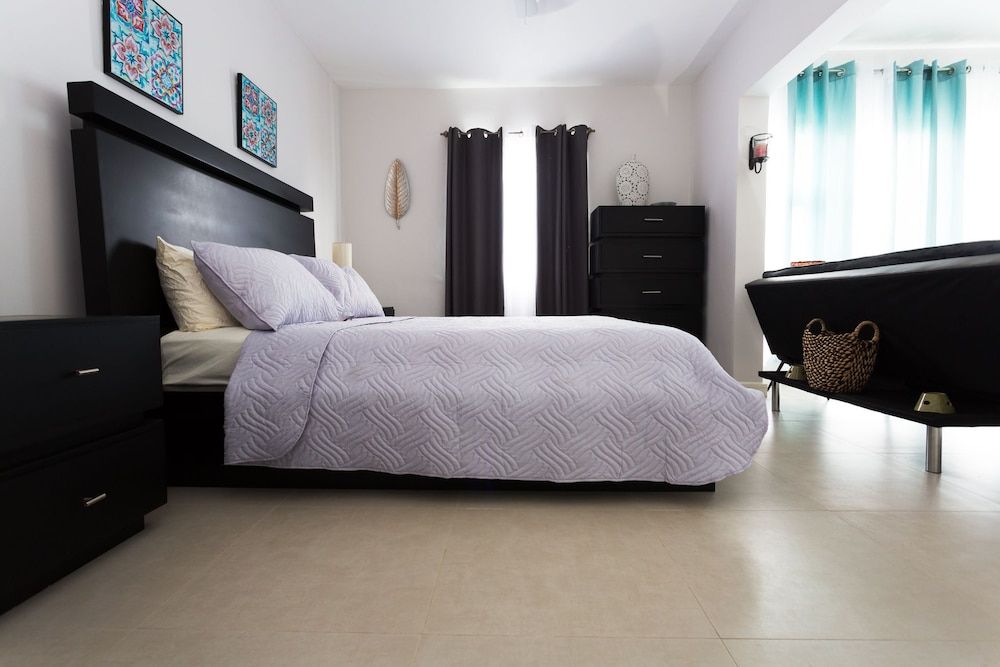 Luxury Apartment, 1 Bedroom, Mountain View