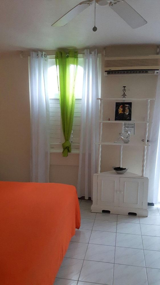 Comfort Studio Suite, 1 King Bed, Non Smoking, Ocean View