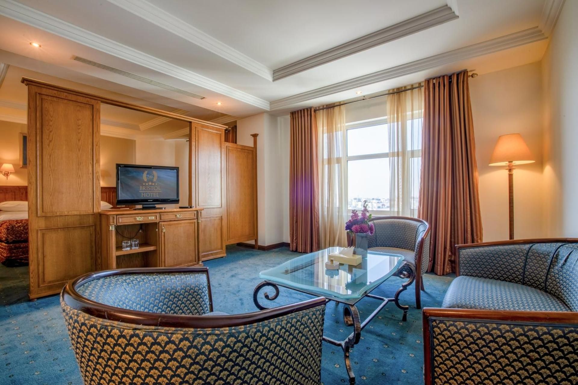 undefined Bristol Hotel 7