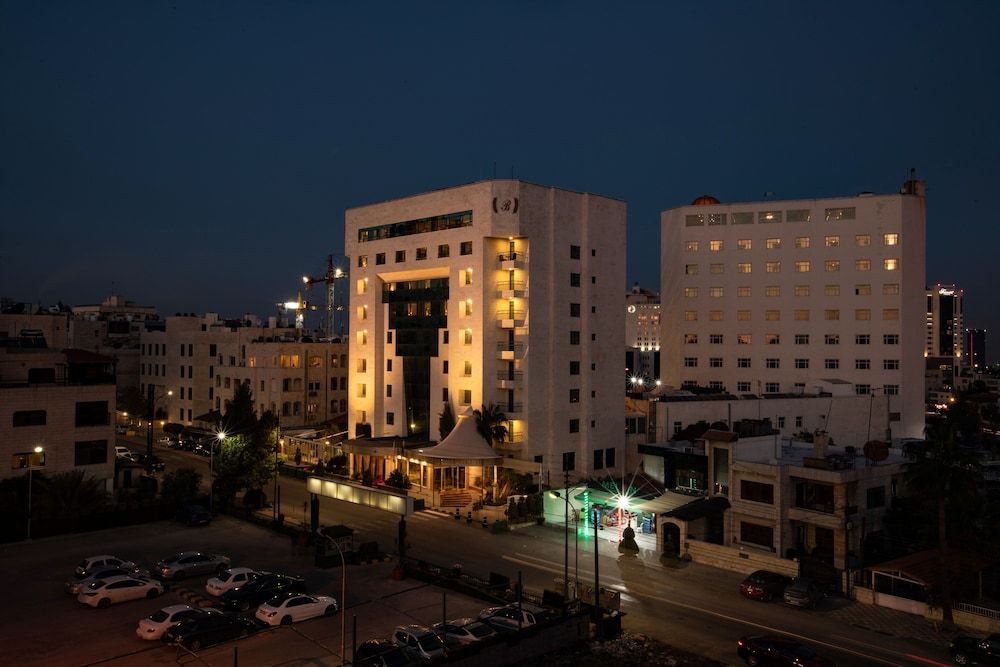 undefined Bristol Hotel 9