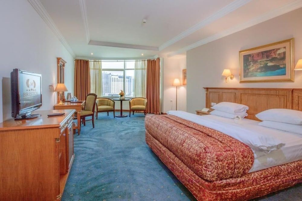 undefined Bristol Hotel 2