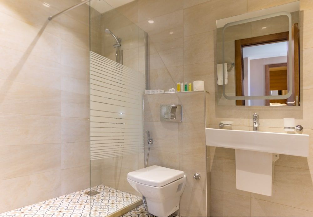 The Seventh Star Hotel Suites Deluxe Twin Room 5