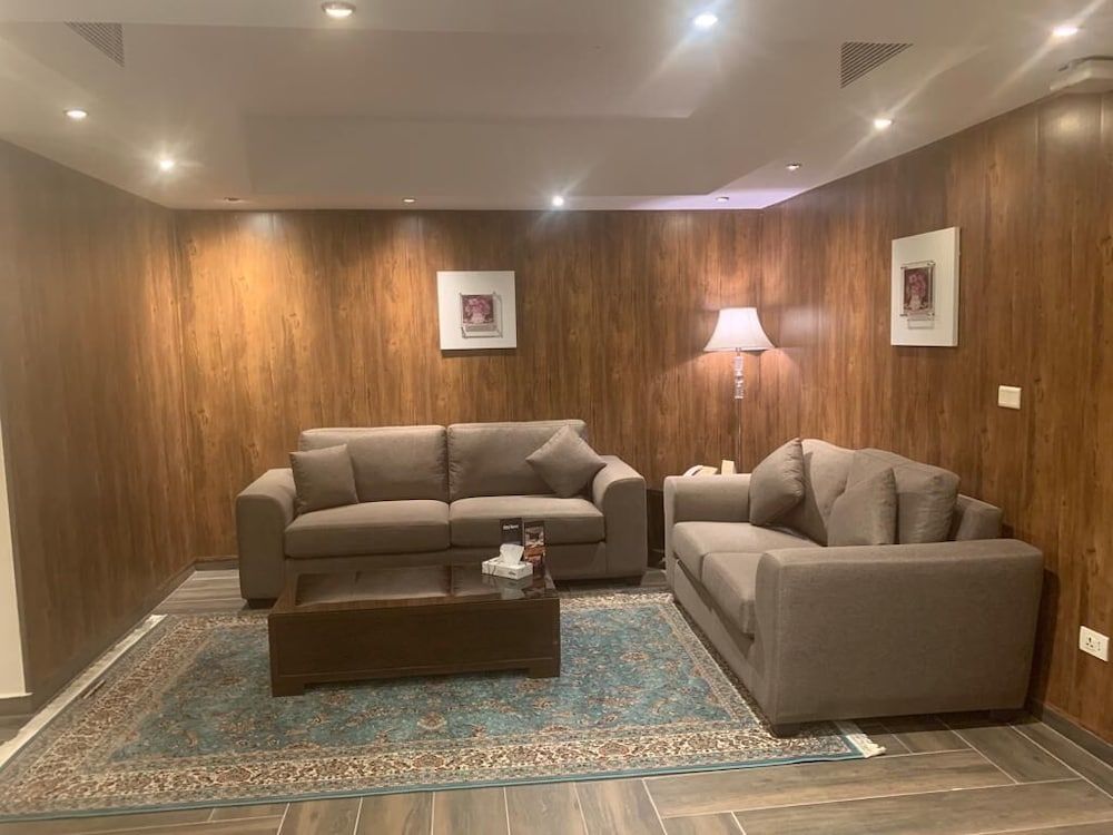 City Rose Hotel Suites 