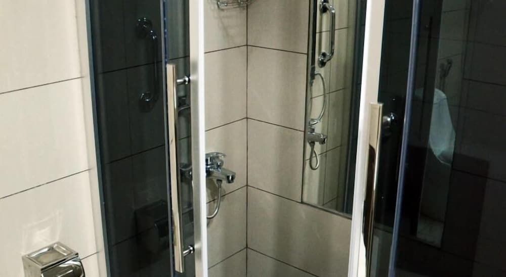 City Rose Hotel Suites Standard Suite 10