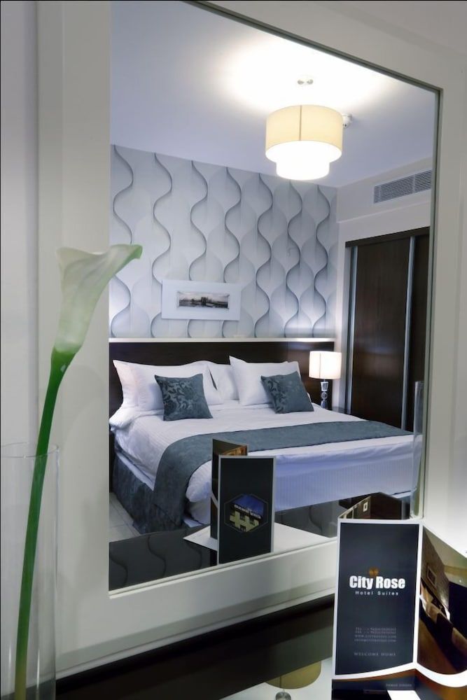 City Rose Hotel Suites Standard Suite 9
