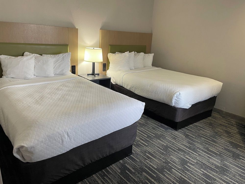 Room, 2 Queen Beds, Non Smoking