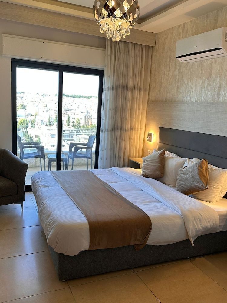 Alqimah Serviced Hotel Apartments 