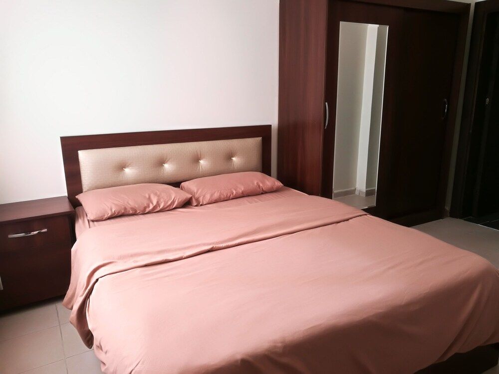 Cozy Dair Ghbar Apartments Panoramic Apartment, 2 Bedrooms, Smoking, City View 7