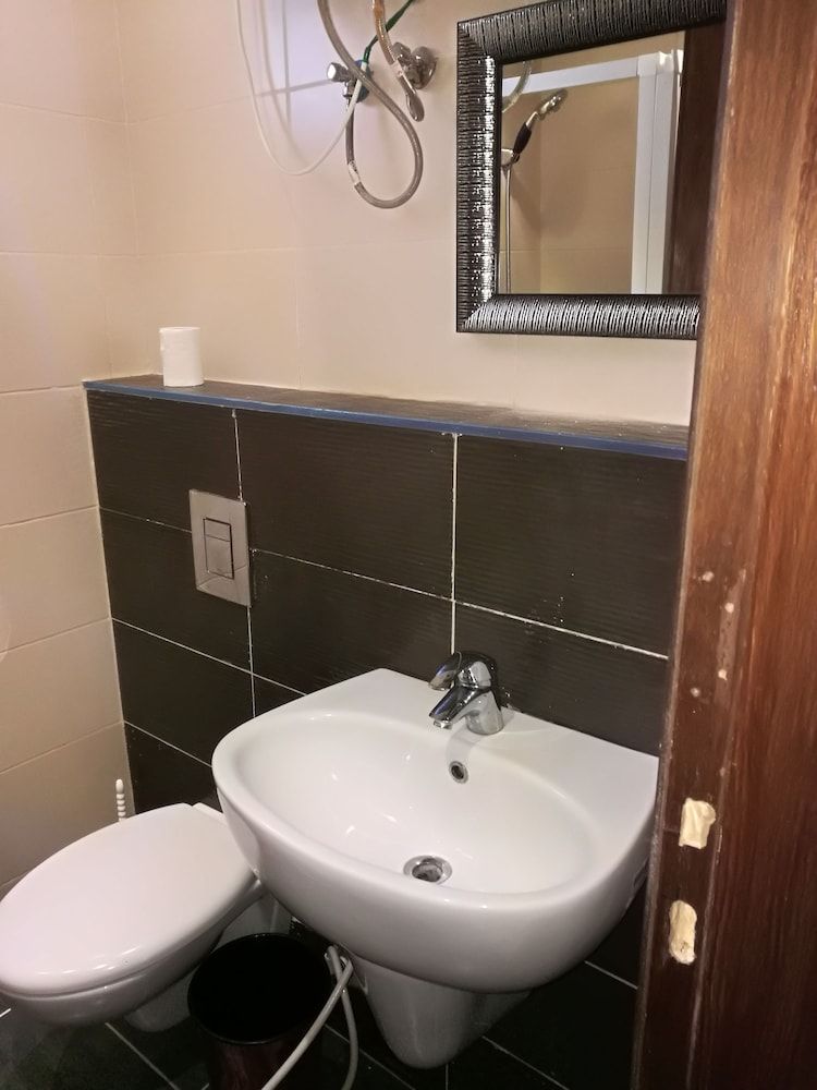 Cozy Dair Ghbar Apartments Panoramic Apartment, 2 Bedrooms, Smoking, City View 17