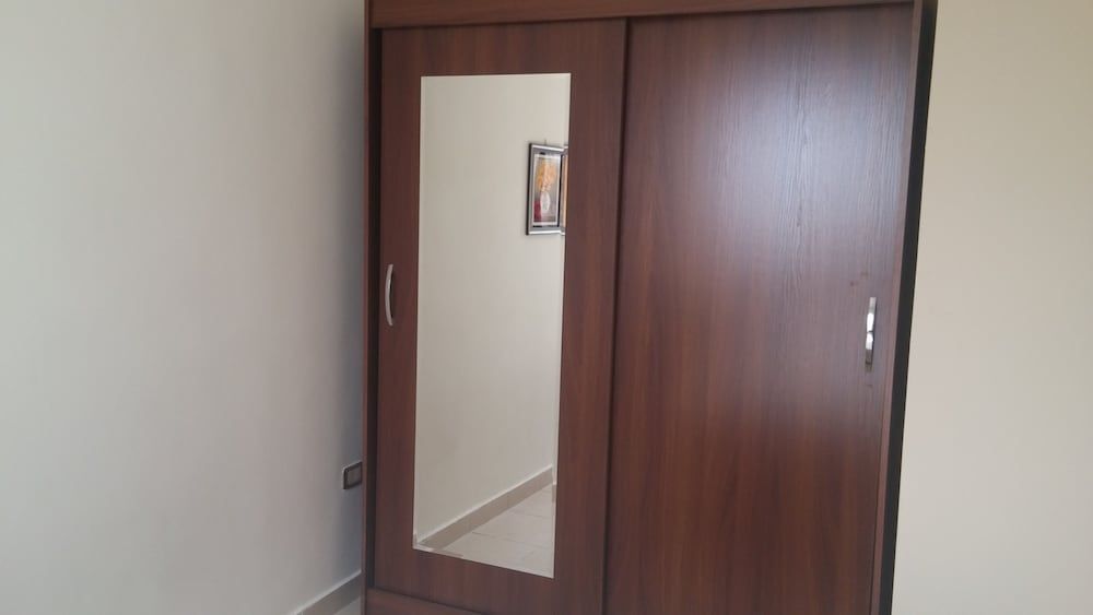 Cozy Dair Ghbar Apartments Panoramic Apartment, 2 Bedrooms, Smoking, City View 18