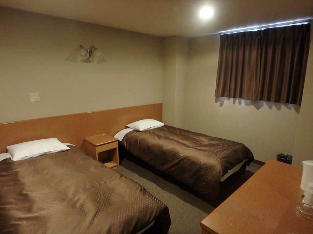 Hotel New Park Twin Room, Non Smoking 4