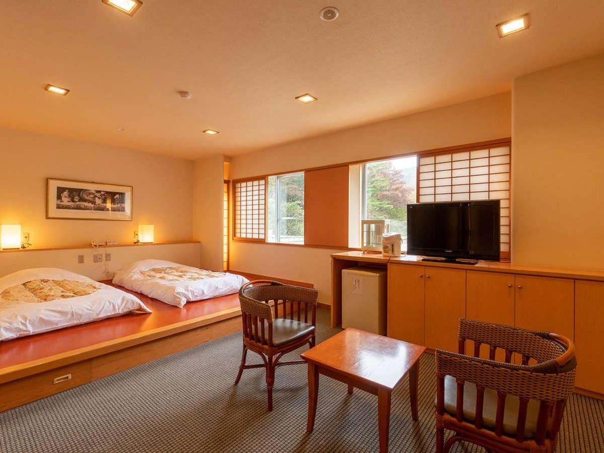 Junior Suite Japanese-Style Twin Beds Room with Indoor Bath, Non-Smoking
