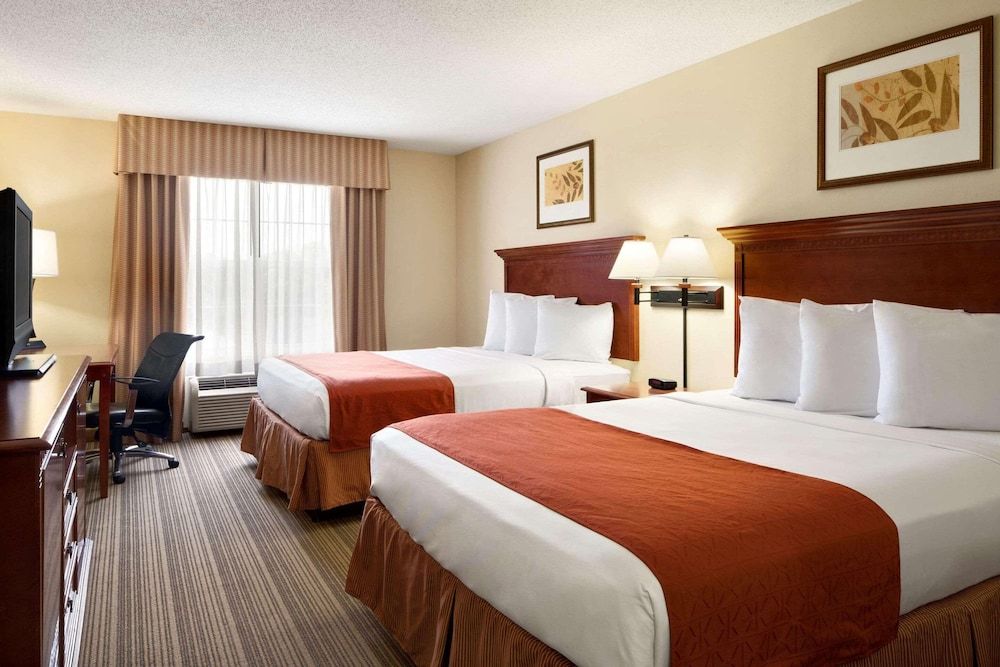 Room, 2 Queen Beds, Non Smoking