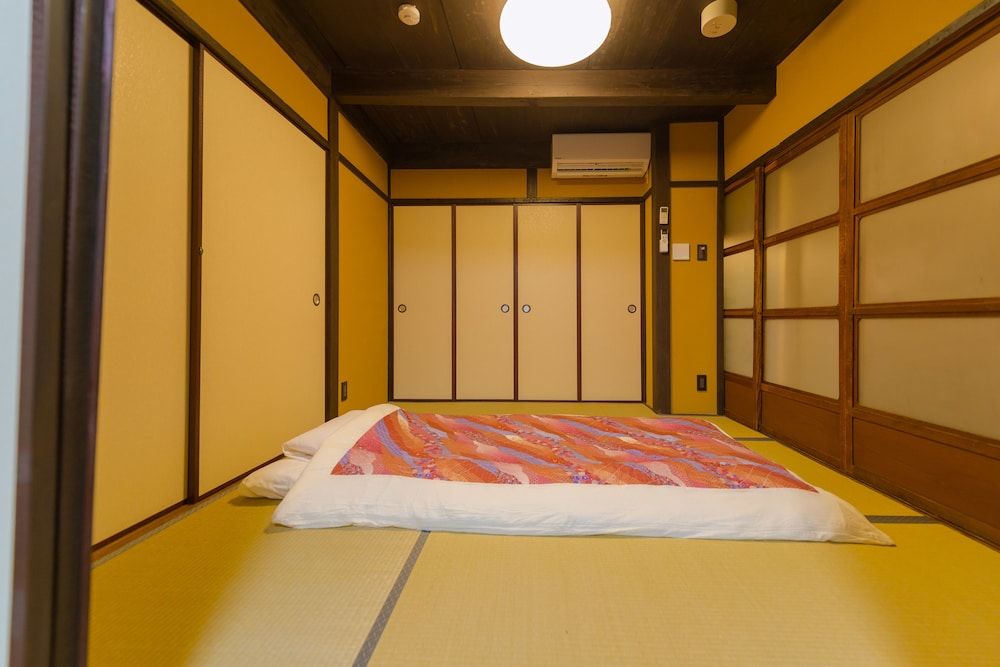 Traditional House, 3 Bedrooms, Non Smoking, Private Bathroom
