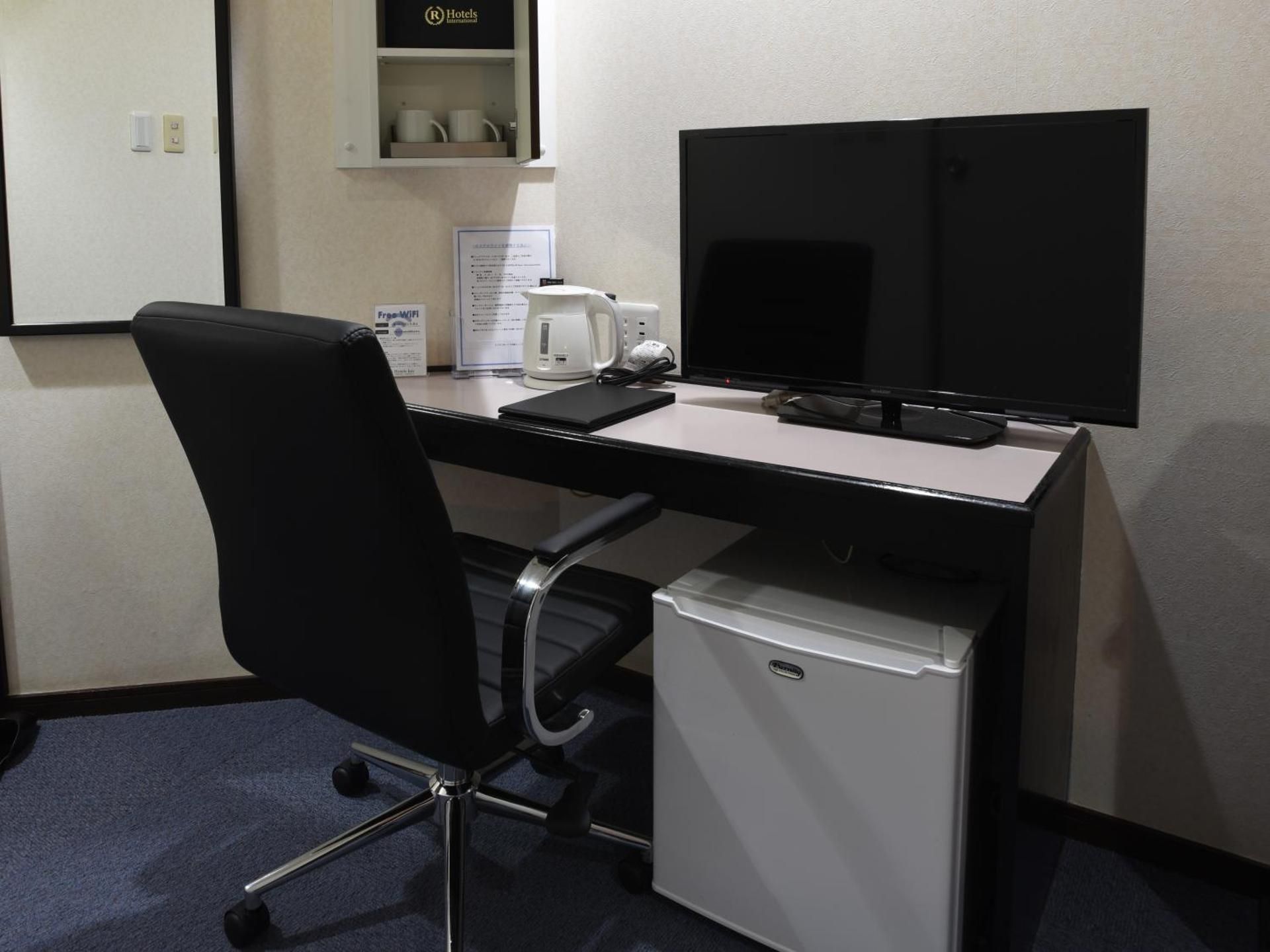 Queen Room - Smoking