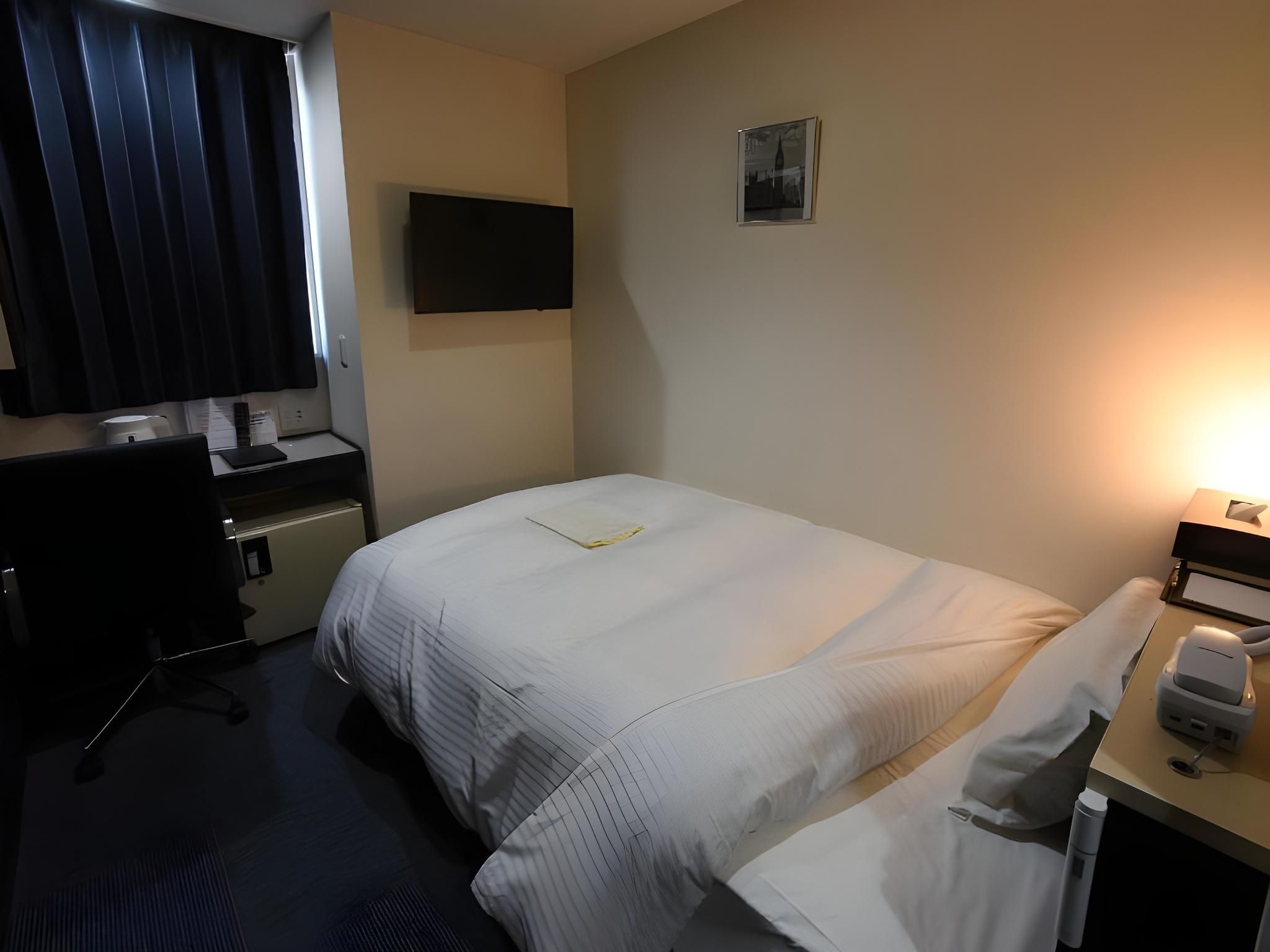 Single Room - Non-Smoking