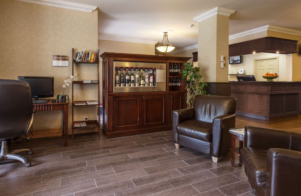 Hotel Chateau Bellevue Superior Room, 1 King Bed (with elevator) 7