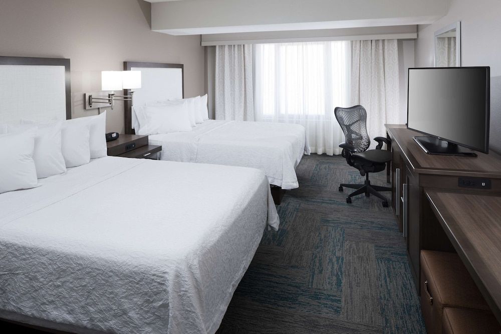 Room, 2 Queen Beds, Accessible, Non Smoking