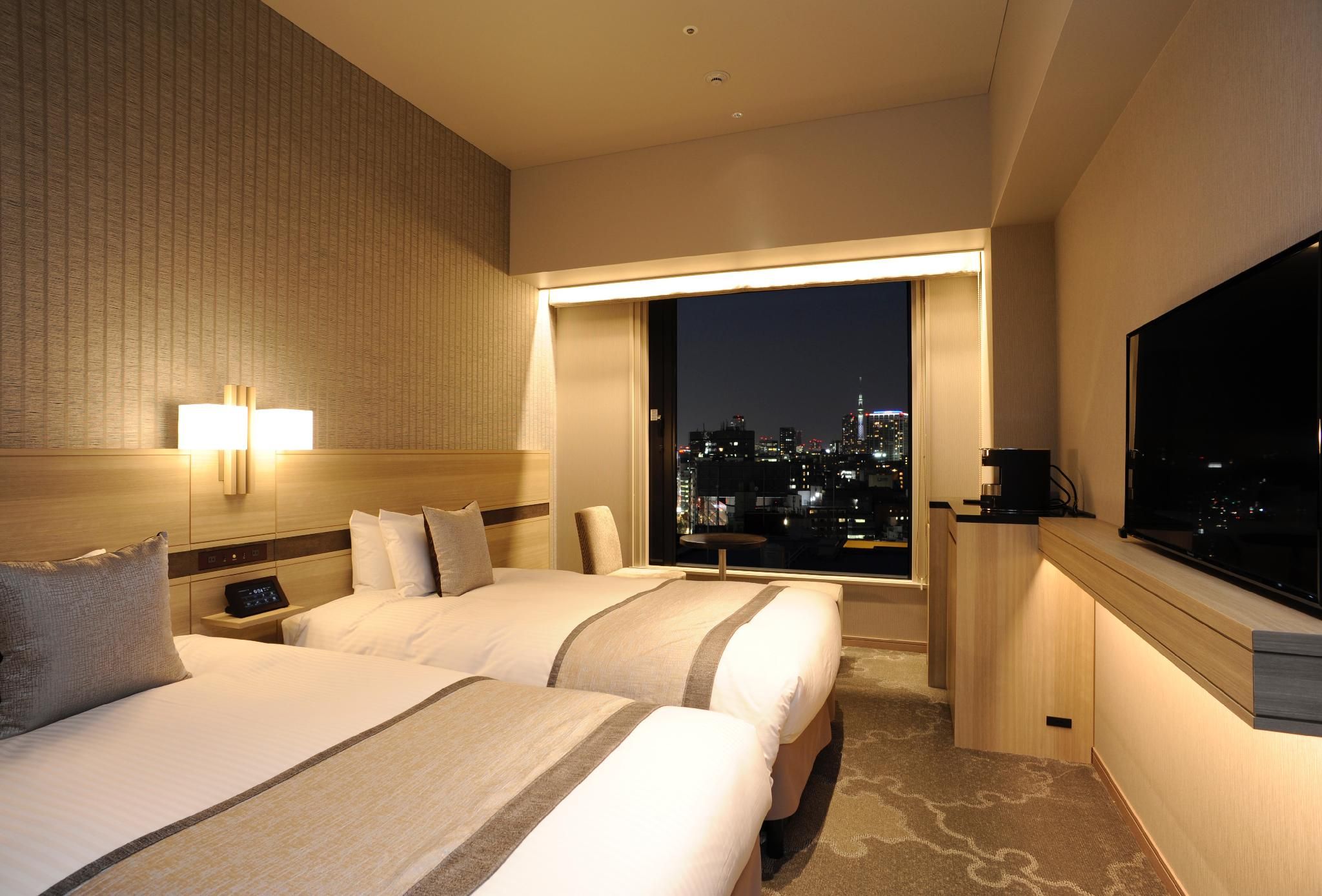 High Floor Standard Twin Room - Non-Smoking
