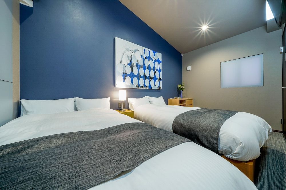 RESI STAY Tsubaki Deluxe Room for 6 people 2 Bedrooms and 2 Bathrooms (please see all information and policies) 3