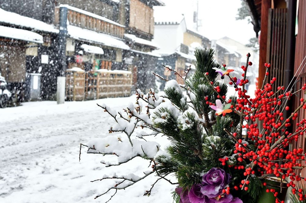 undefined Comfort Inn Kyoto Shijokarasuma 5