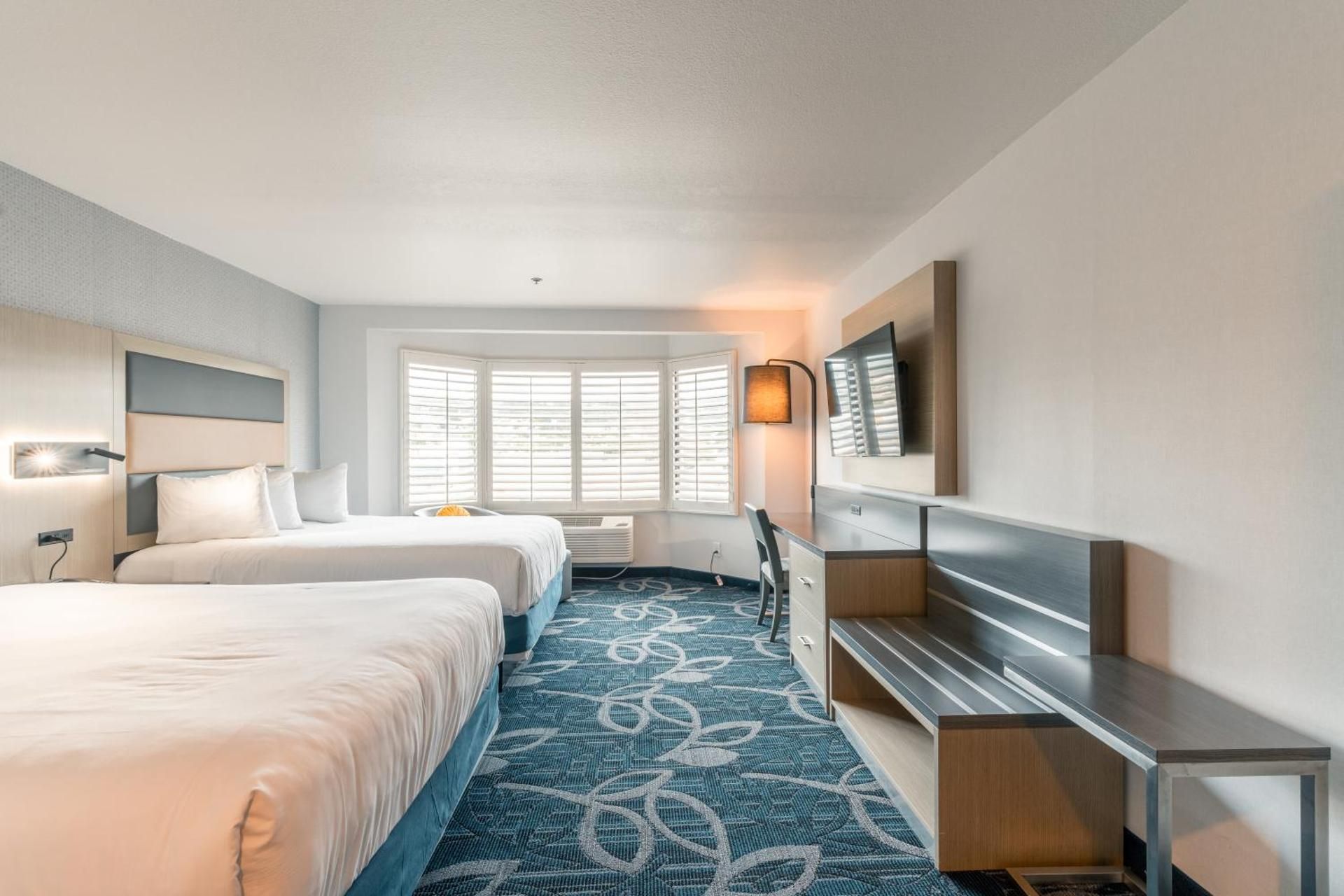 Queen Room with Two Queen Beds - Non-Smoking