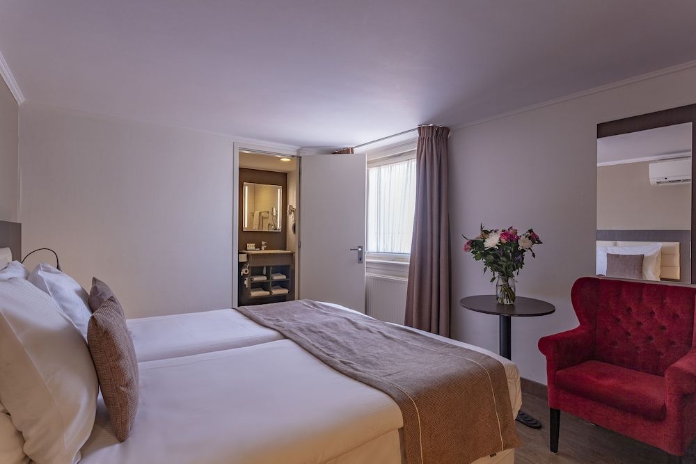 Hotel Avenue Deluxe Double Room, 1 King Bed 4