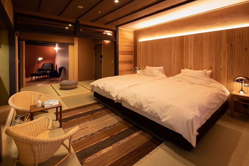 Junior Suite (CHAYA 201)