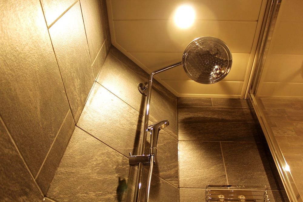 Kyoto Shinmachi Rokkaku Hotel grandereverie Standard Double Room, 1 Queen Bed 9