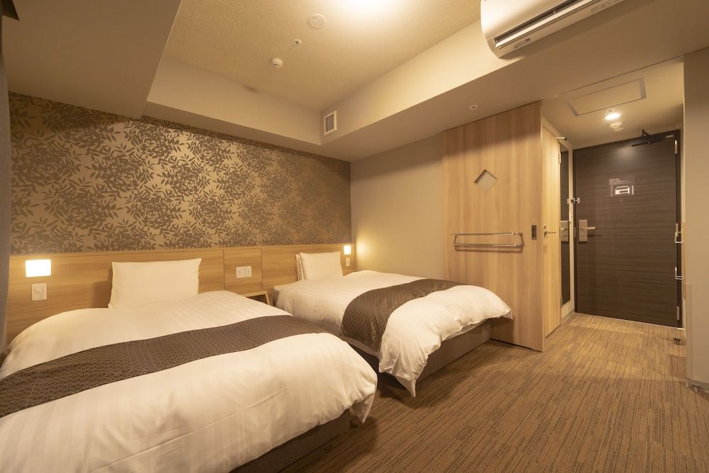 Twin Room W/4 nights Non Smoking(No cleaning)