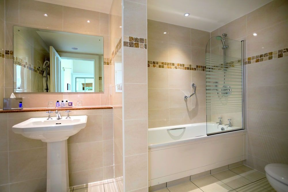 Macdonald Cardrona Hotel, Golf & Spa Superior Room, 1 Double Bed 3