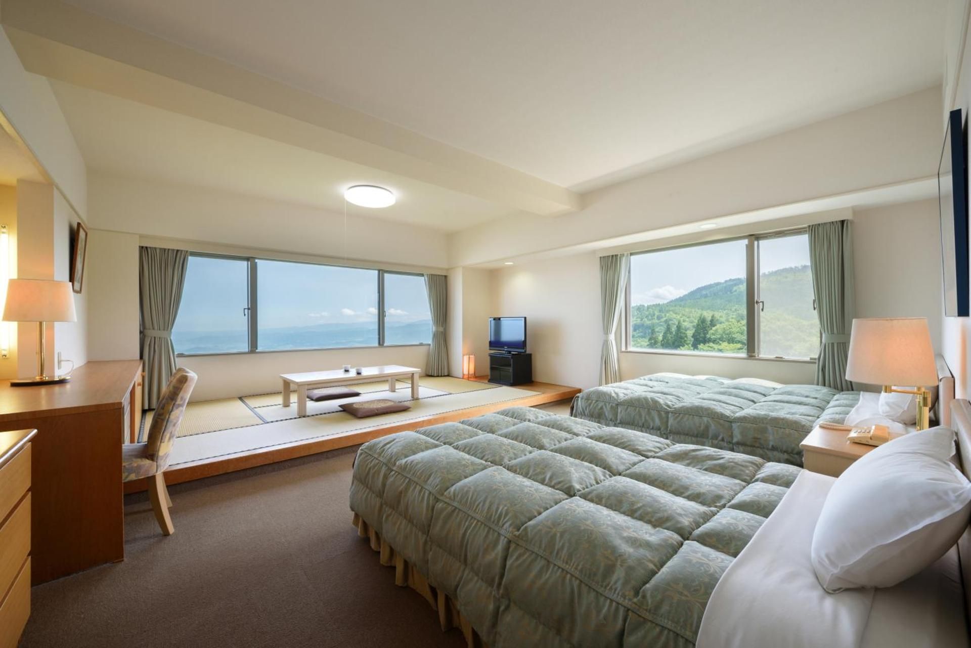Room with Tatami Area - New Building