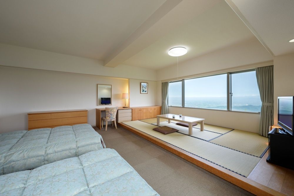 Japanese Western Style Room - South Tower