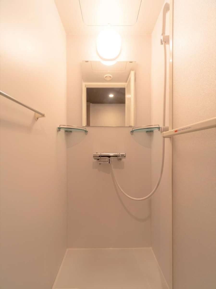 Adjoining Twin Room with Shower ( 2 Separate Side by Side Twin Room ) without Cleaning Service- Non-Smoking