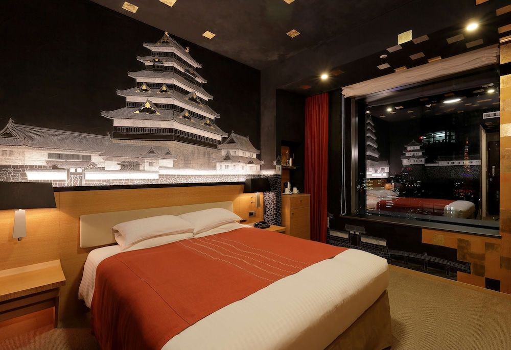 Park Hotel Tokyo Artist Room Queen - Request of artist subject to availability, Non Smoking, 31 or 34F 5