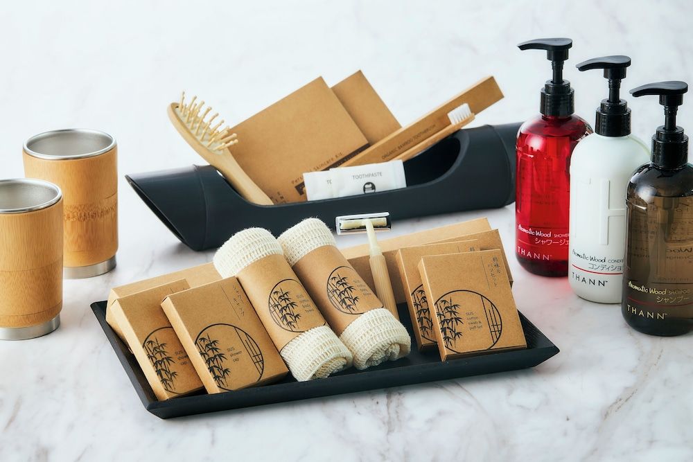 Park Hotel Tokyo Artist Room Queen - Request of artist subject to availability, Non Smoking, 31 or 34F 8