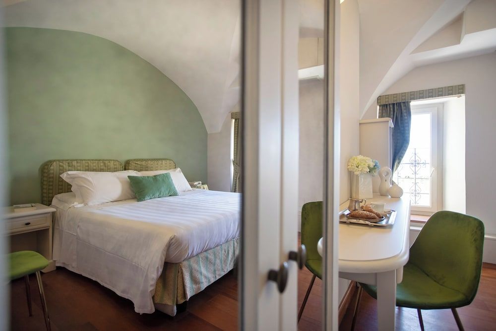 Hotel Fontebella Classic Double Room Single Use, Valley View 3