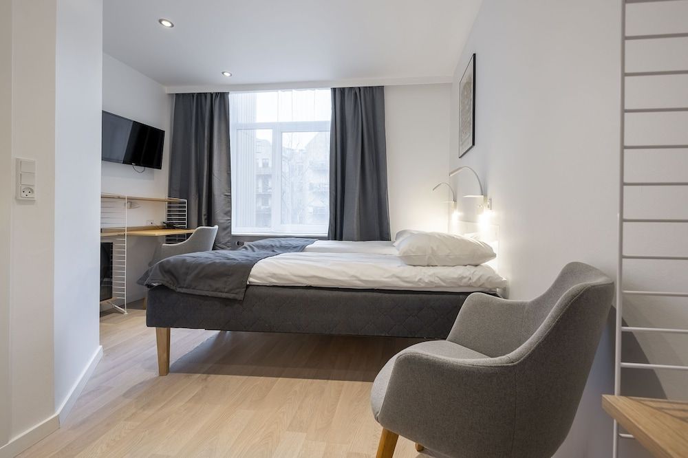 Go Hotel Ansgar Standard Double Room, Non Smoking, Refrigerator 2