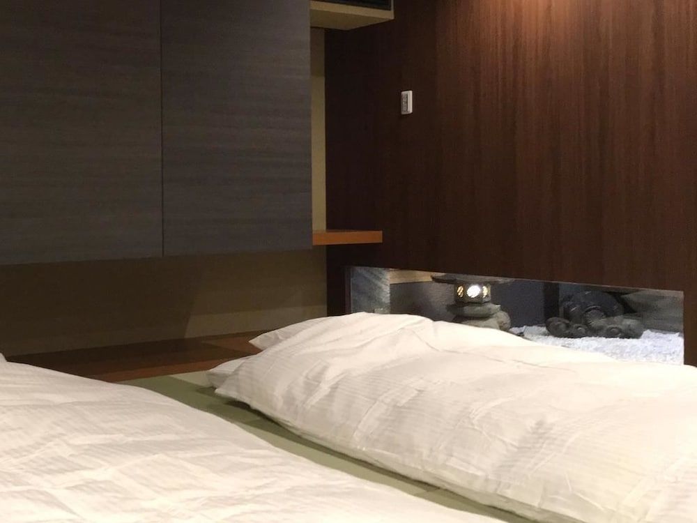 undefined Hananobou Kinkakuji-michi 5